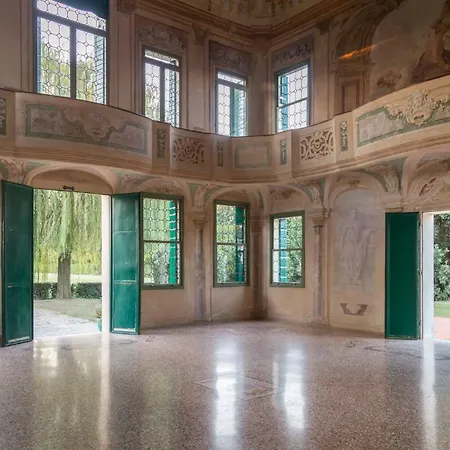 לינה וארוחת בוקר Da Ponte